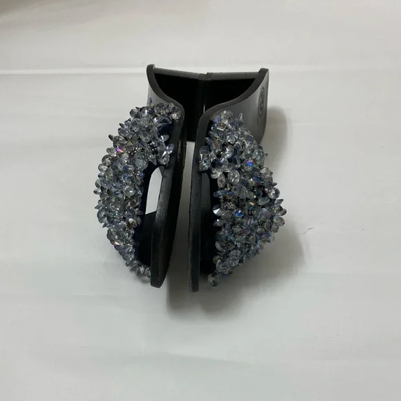 Tory Burch Logan Sandal - Picture 8 of 13